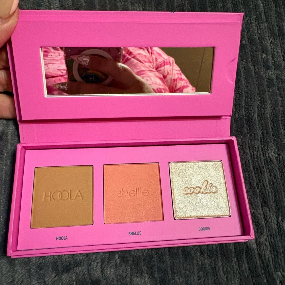 Benefit Game On Glow mini cheek palette